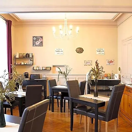 Champagne Philippe Martin 住宿加早餐酒店 4*