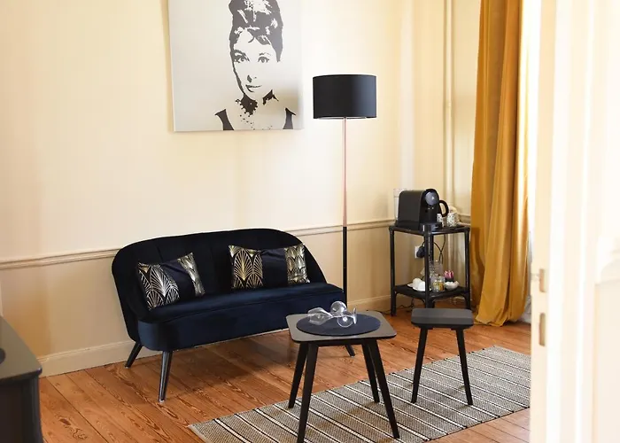 Champagne Philippe Martin ベッド・アンド・ブレックファスト 4*